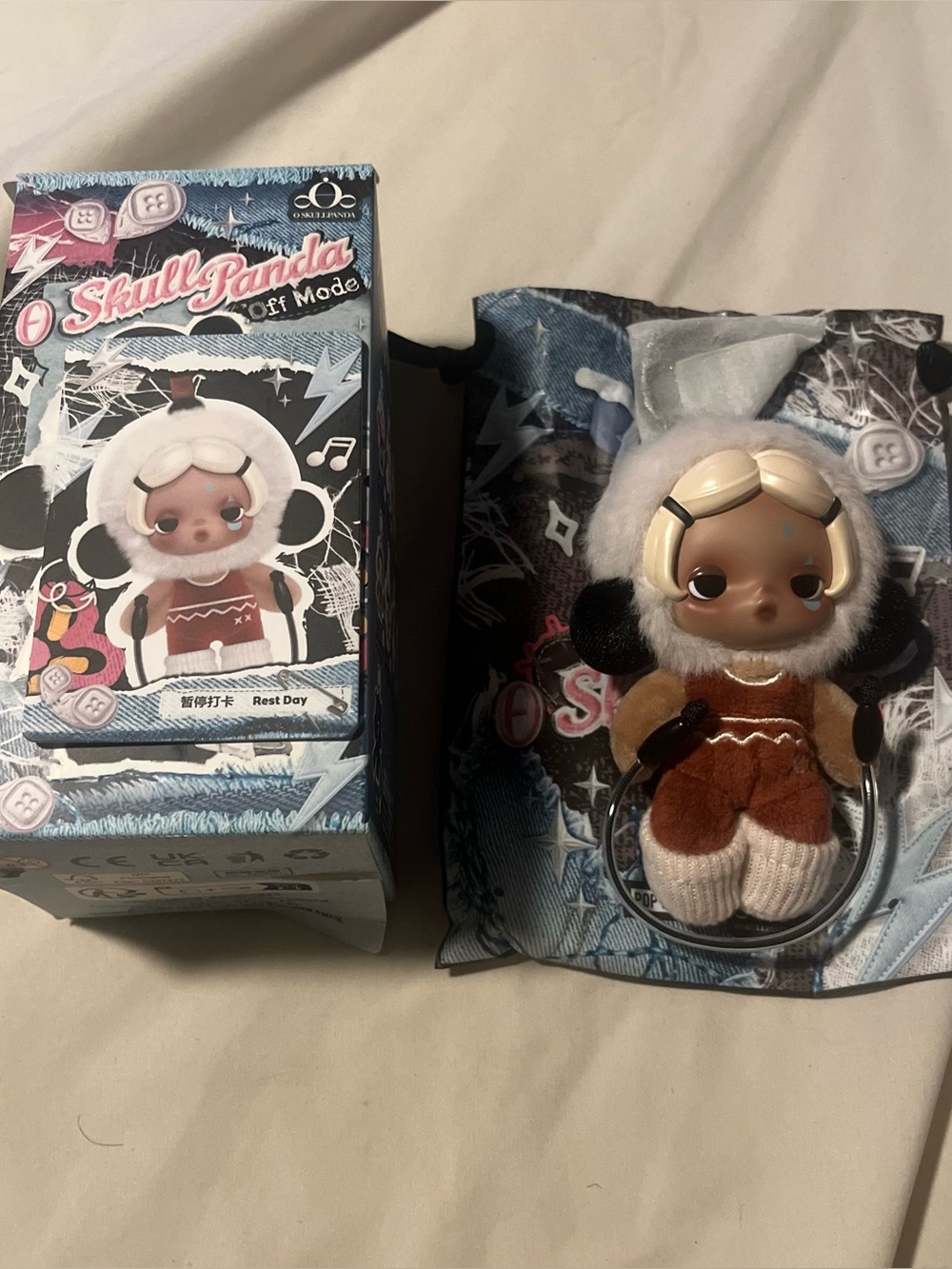 POP Mart Skullpanda Off Mode Rest Day plush doll pendant